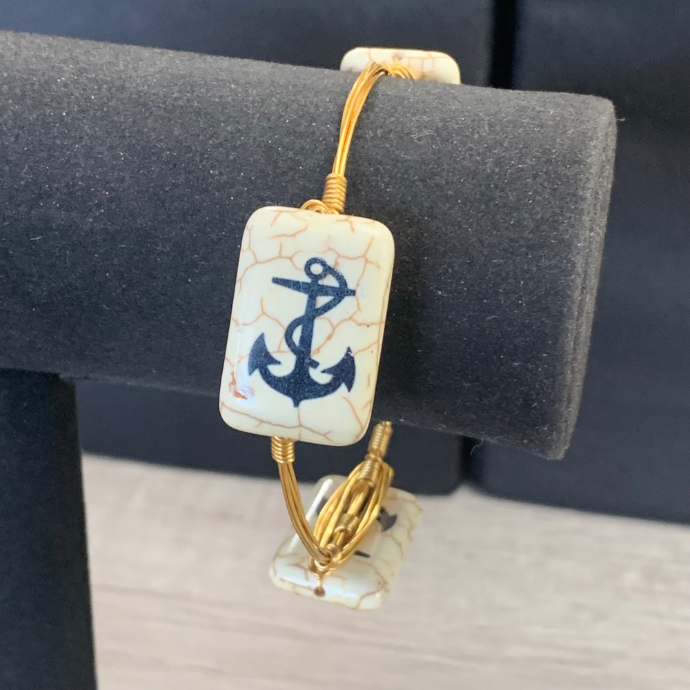 Nautical Anchor Wire Wrap Bangle Bracelet Gold Tone Cream Marbled Beads 5128